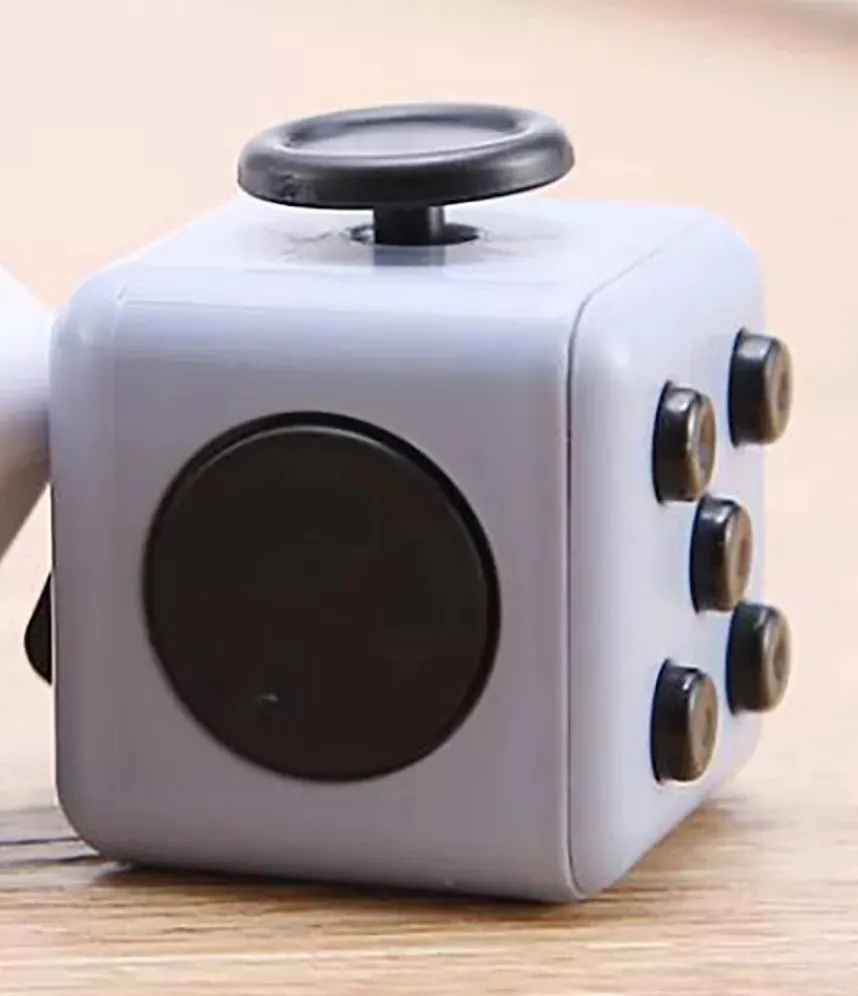Juego Fidget Cube Entretenimiento Anti Estrés Mano Edc - Image 5